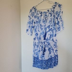 On/off shoulder summer dress